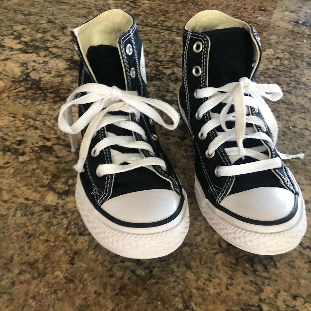 Black high top converse